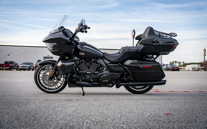 New 2026 Harley-Davidson Road Glide Limited FLTRXL Motorcycle For Sale In Florence, SC
