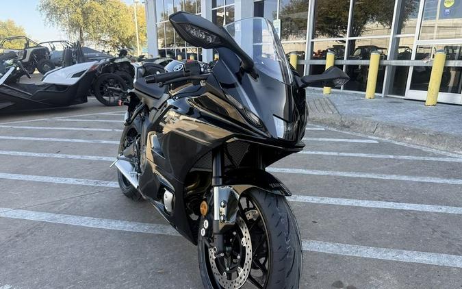 2026 Yamaha YZFR7TB