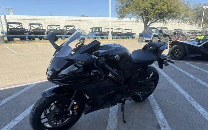 2026 Yamaha YZFR7TB