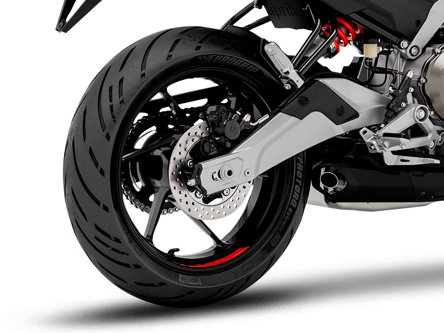 2026 Aprilia Tuono 457