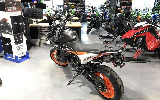 2024 KTM 890 SMT