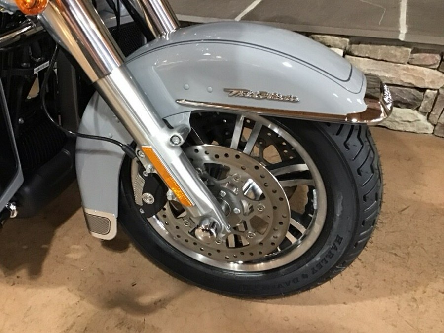2024 Harley Davidson FLHTCUTG Tri Glide