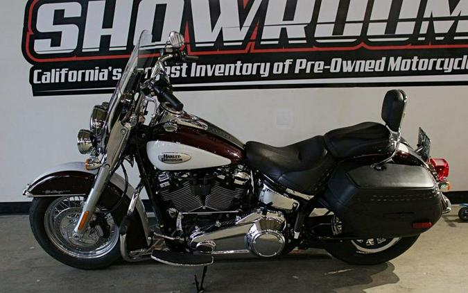 2021 Harley-Davidson® FLHC - Heritage Classic