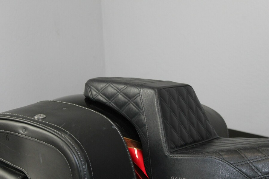 Harley-Davidson® CVO™ Pro Street Breakout® 2017 FXSE 955203DT SF BLK/SCRD APL W/PINSTRIPE