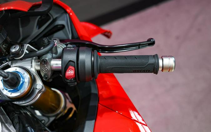 2025 Ducati Panigale V4 S