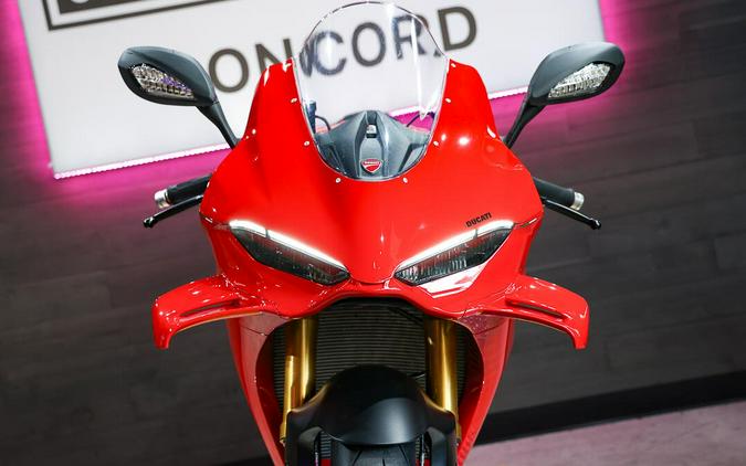 2025 Ducati Panigale V4 S