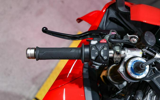 2025 Ducati Panigale V4 S