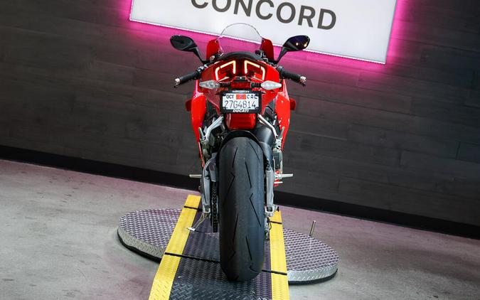 2025 Ducati Panigale V4 S