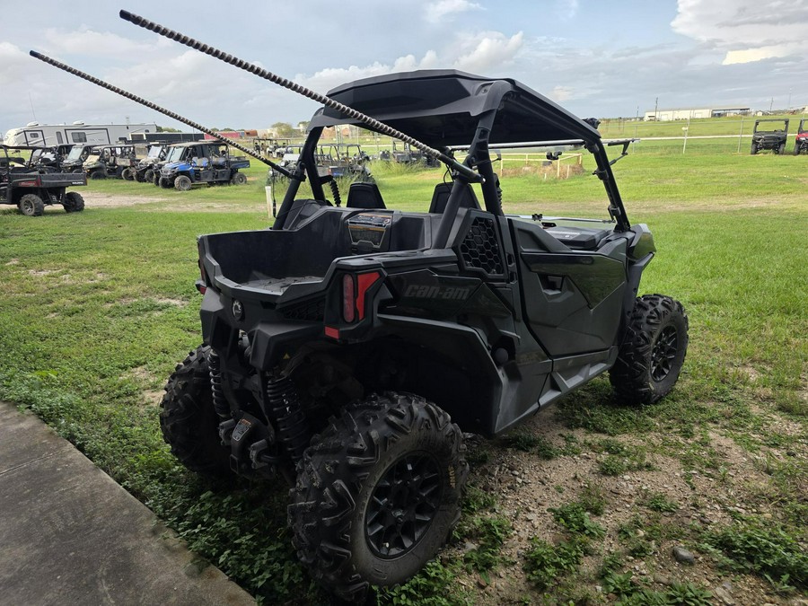 2022 Can-Am Maverick™ Trail DPS 1000