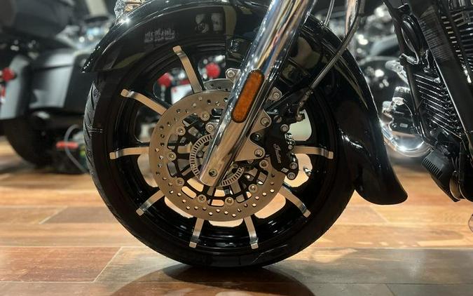 2023 Indian Motorcycle® Chieftain® Limited Black Metallic