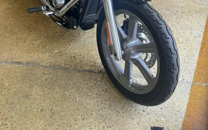 2024 Harley-Davidson Softail Standard Vivid Black