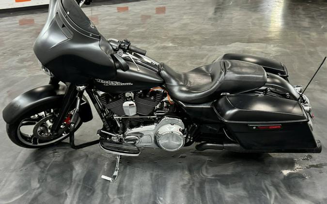 2016 HARLEY DAVIDSON STREET GLIDE