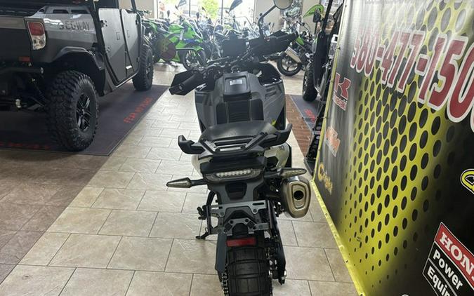 2025 Husqvarna Norden 901