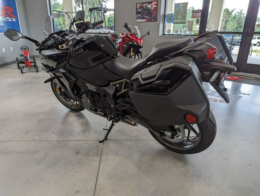 2024 Suzuki GSX-S1000GT Plus