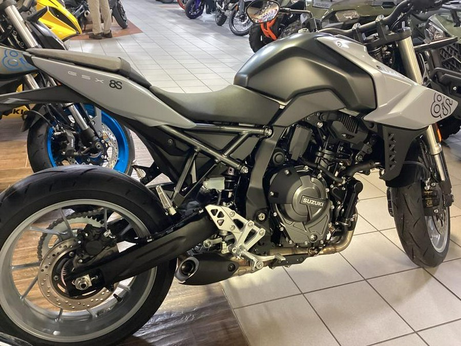 2024 Suzuki GSX-8S