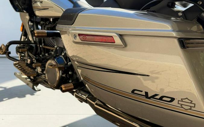 2023 Harley-Davidson Road Glide CVO FLTRXSE