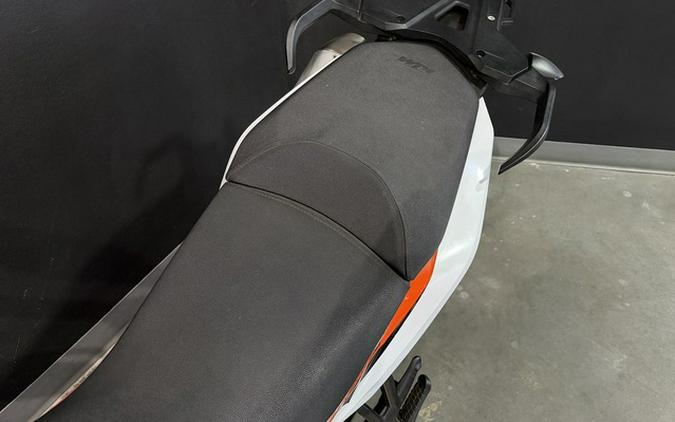 2020 KTM 790