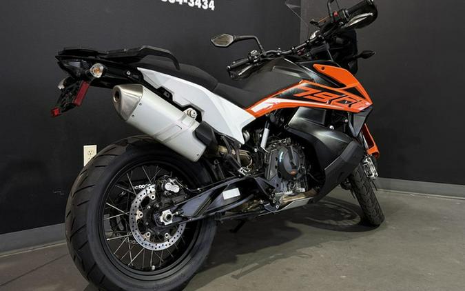 2020 KTM 790