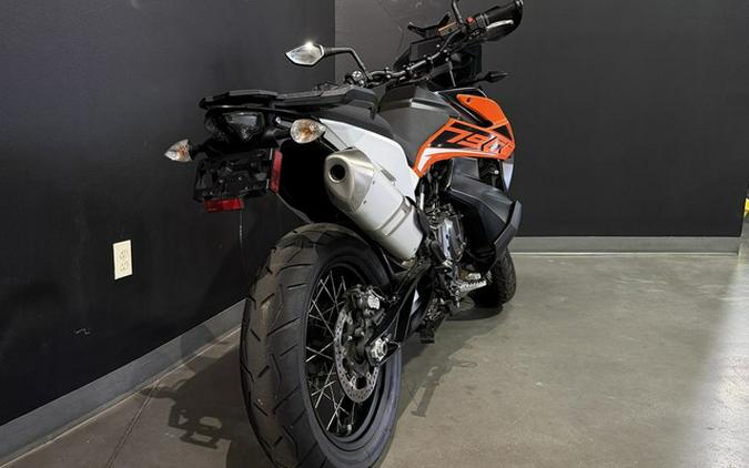 2020 KTM 790