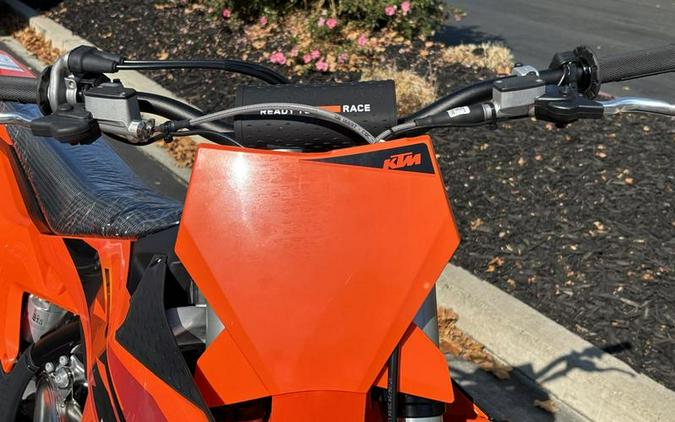 2025 KTM 300 SX
