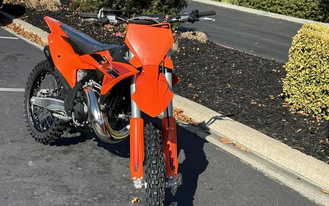 2025 KTM 300 SX