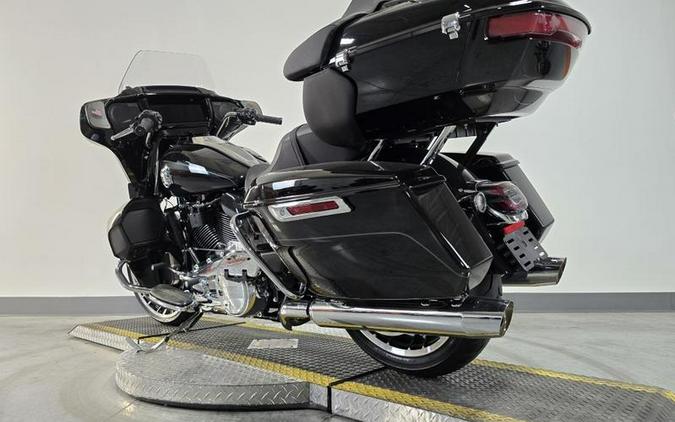 2026 Harley-Davidson® FLHXL - Street Glide® Limited