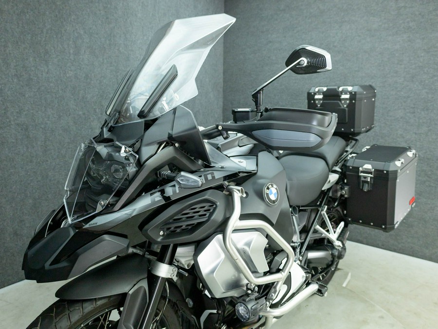 2022 BMW R1250GS ADVENTURE TRIPLE BLACK W/ABS
