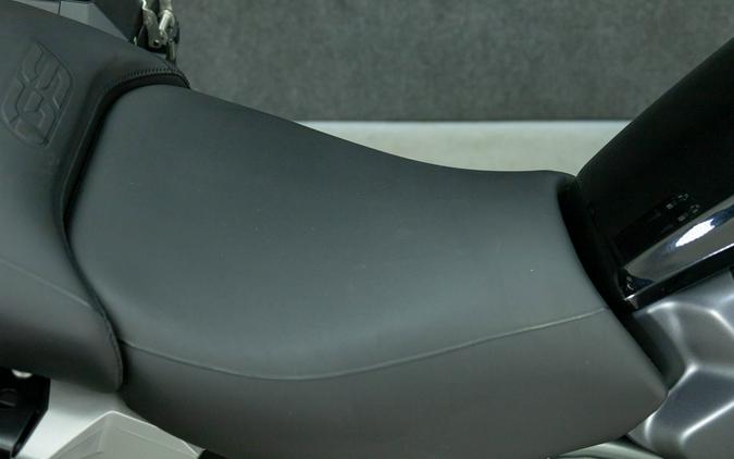 2022 BMW R1250GS ADVENTURE TRIPLE BLACK W/ABS