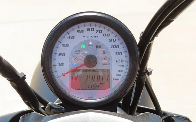 2014 Victory Motorcycles Cross Roads 8-Ball Gloss Black