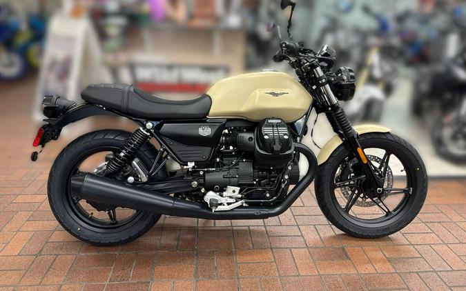 2027 MOTO GUZZI V7 STONE