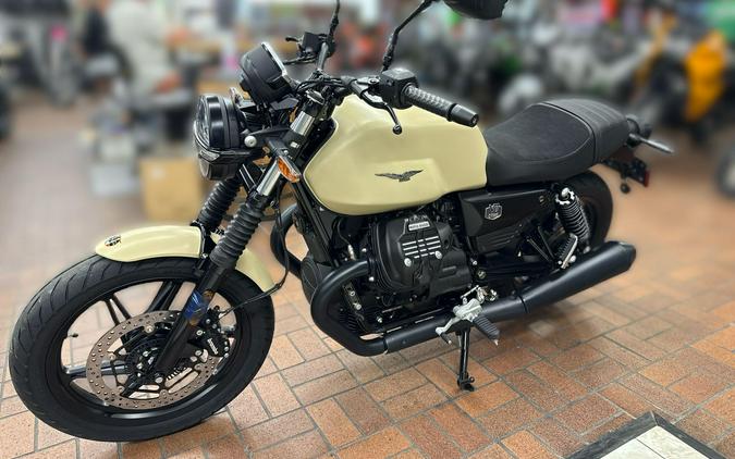2027 MOTO GUZZI V7 STONE