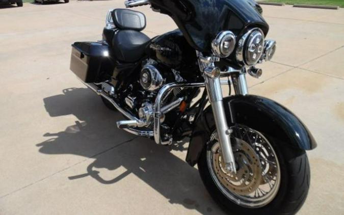 2006 Harley-Davidson® FLHXI