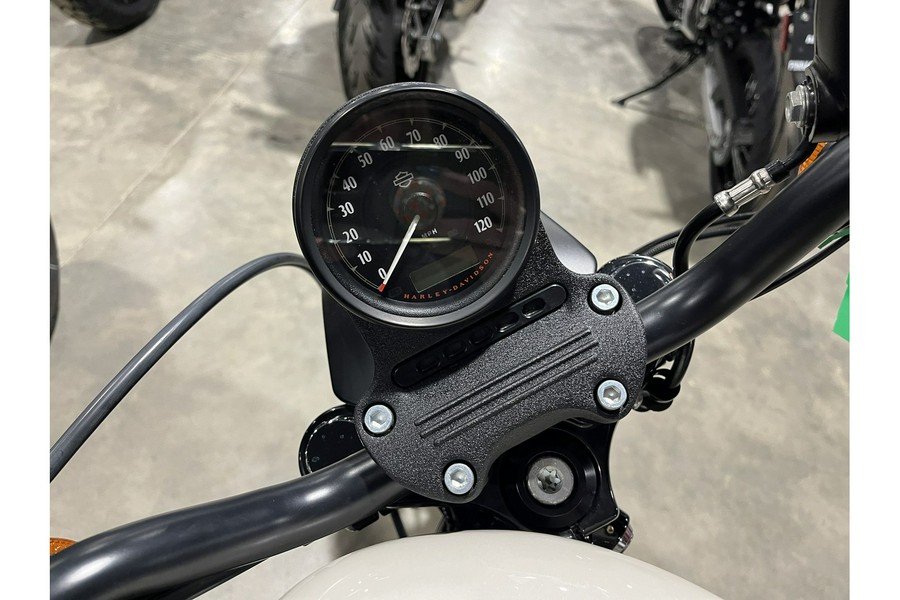 2022 Sportster Iron 883 - Harley-Davidson®