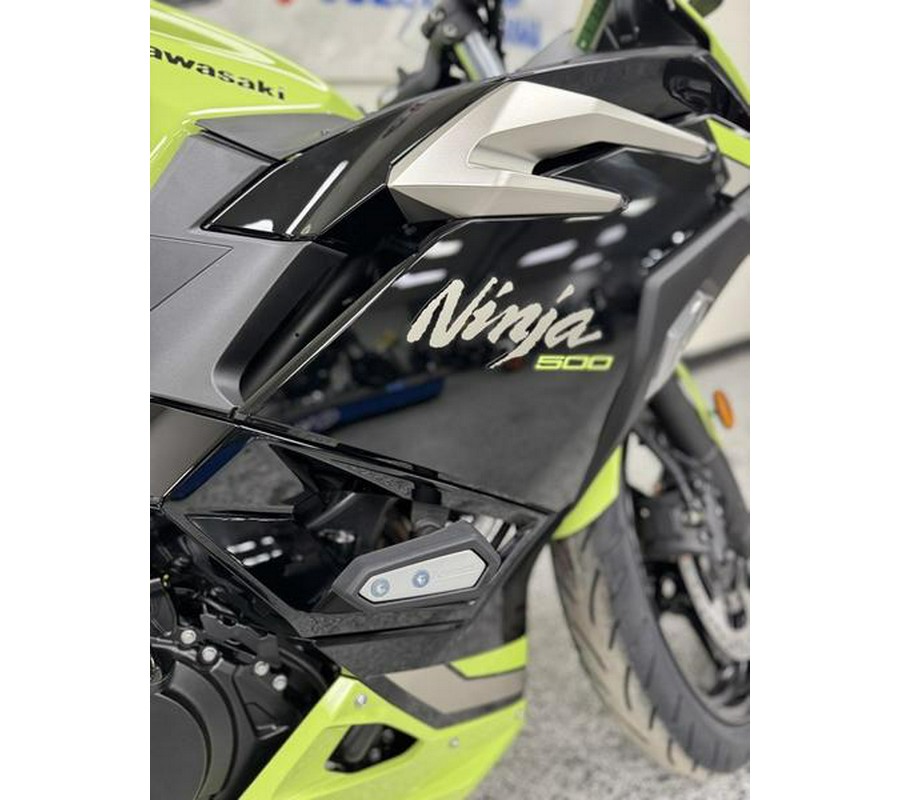 2026 Kawasaki Ninja® 500 SE ABS