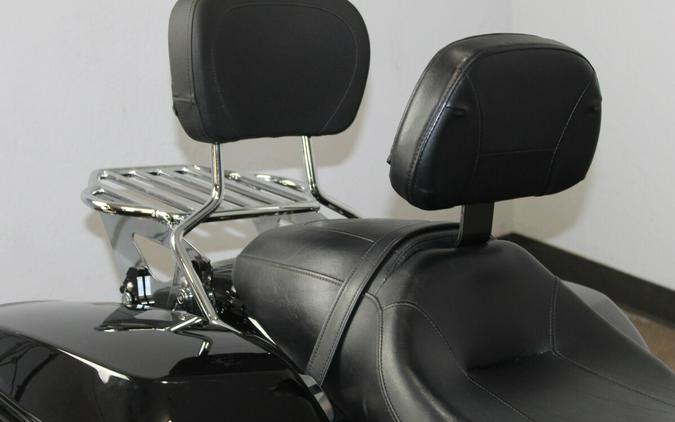 Harley-Davidson® Street Glide® Special 2016 FLHXS 642238T BLACK W/PINSTRIPE