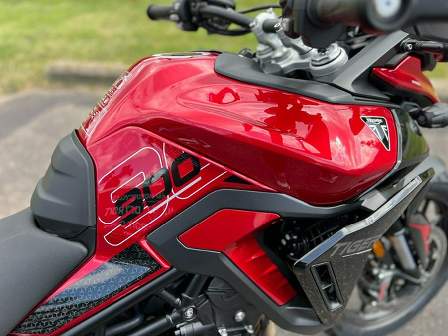 2024 Triumph Tiger 900 GT Pro Carnival Red / Sapphire Black