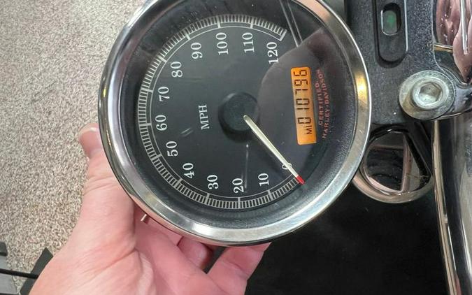 2004 Harley-Davidson® XL1200R - Sportster® 1200 Roadster