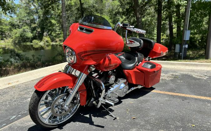 FLHXS 2017 Street Glide® Special