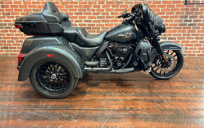 FLHTCUTG 2025 Tri Glide Ultra
