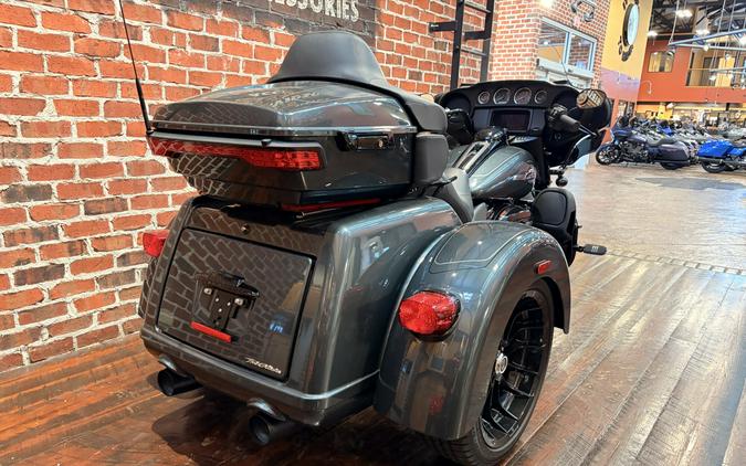 FLHTCUTG 2025 Tri Glide Ultra