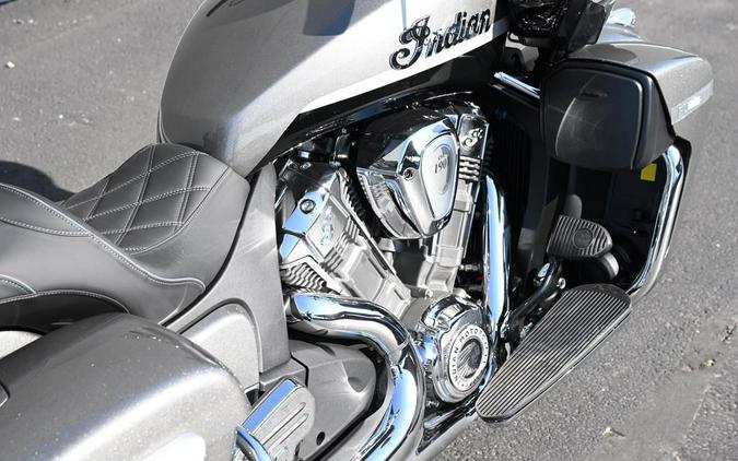 2024 Indian Motorcycle® Pursuit® Limited Titanium/Black Metallic