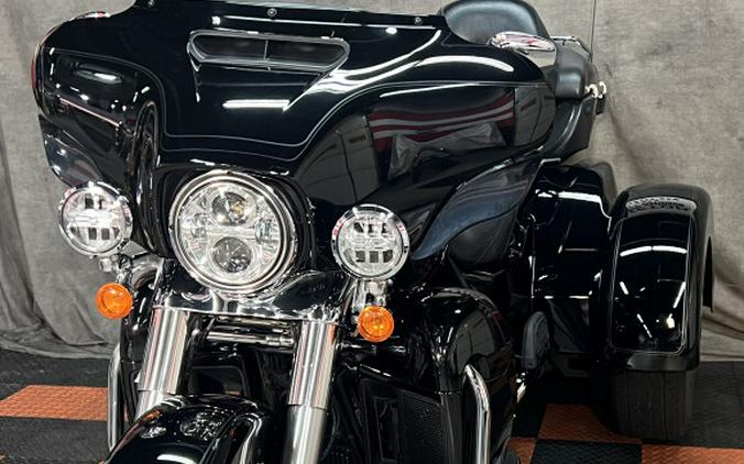 FLHTCUTG 2022 Tri Glide Ultra