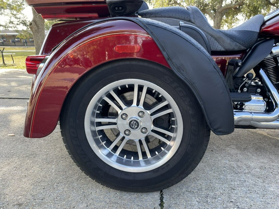 FLHTCUTG 2017 Tri Glide® Ultra