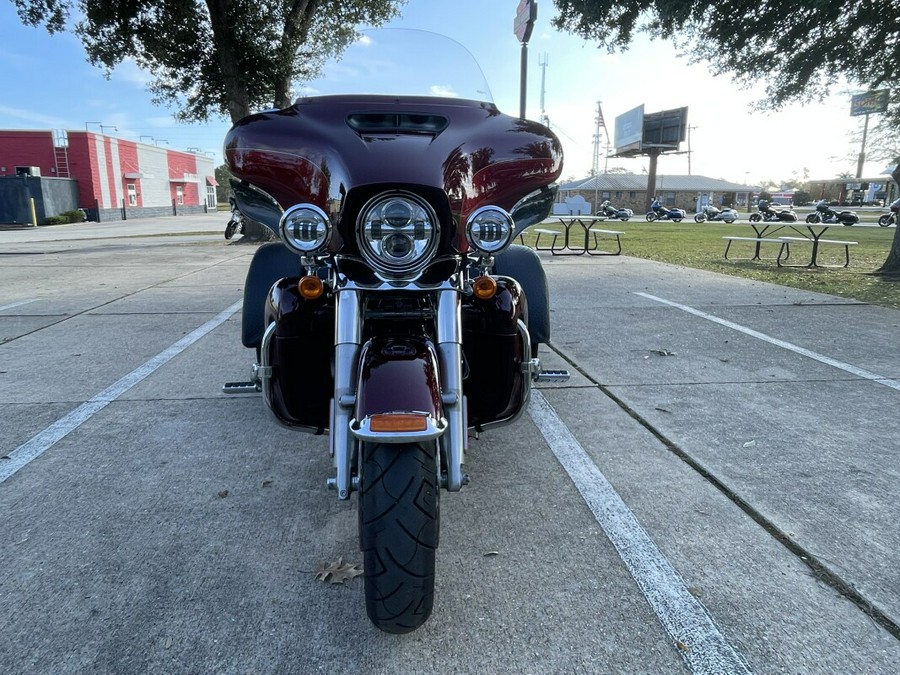 FLHTCUTG 2017 Tri Glide® Ultra