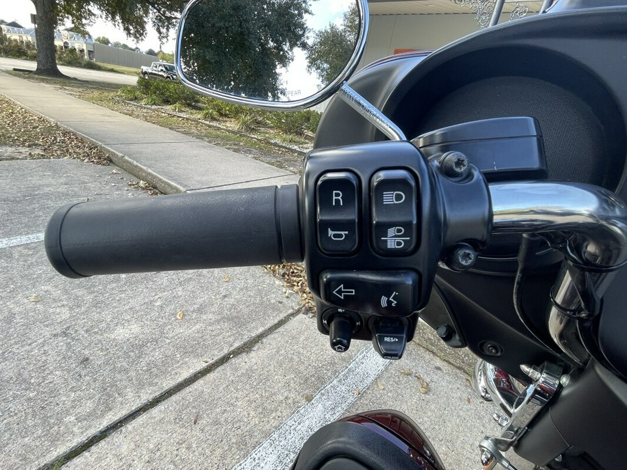 FLHTCUTG 2017 Tri Glide® Ultra