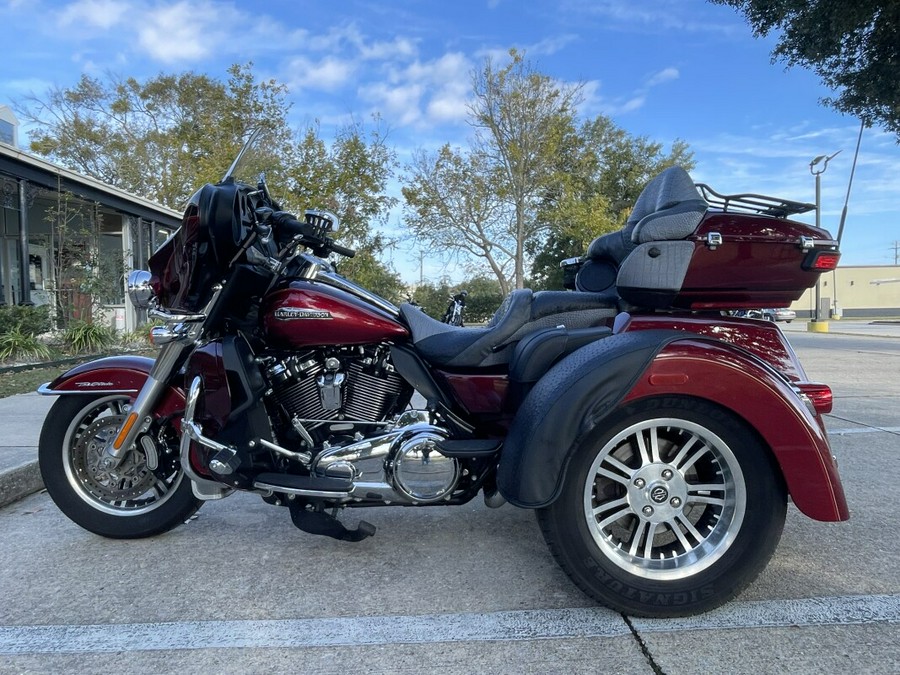 FLHTCUTG 2017 Tri Glide® Ultra