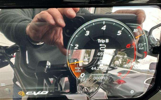 2024 HARLEY DAVIDSON ROAD GLIDE CVO ST