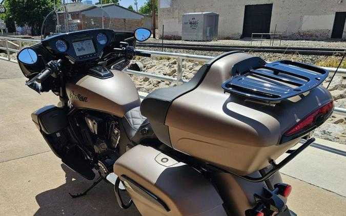 2025 Indian Motorcycle® Roadmaster® PowerPlus Dark Horse®