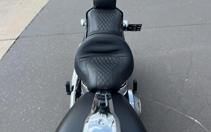 2023 Harley-Davidson® FXBR Breakout® Black Denim 067703