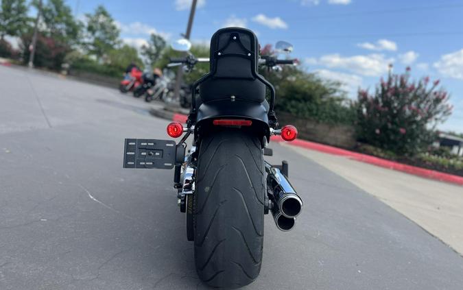 2023 Harley-Davidson® FXBR Breakout® Black Denim 067703
